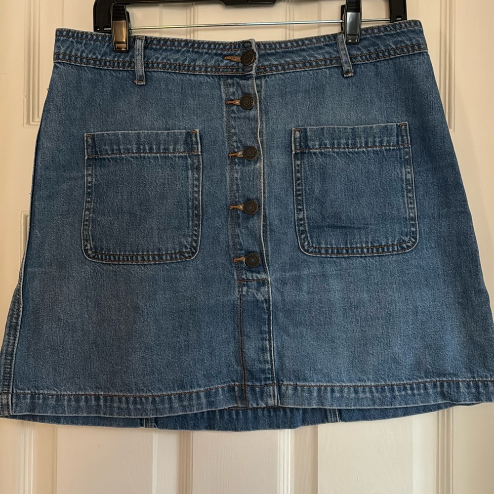 Old Navy A-Line Button-Front Denim Skirt